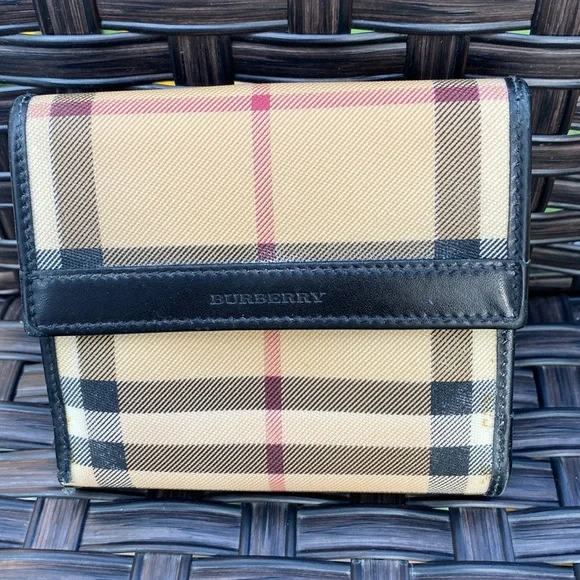 Burberry Nova Check PVC/Leather🔥Bifold+Front SNAP🔥8slot+Bill🔥4x4”Made🇮🇹VGUC